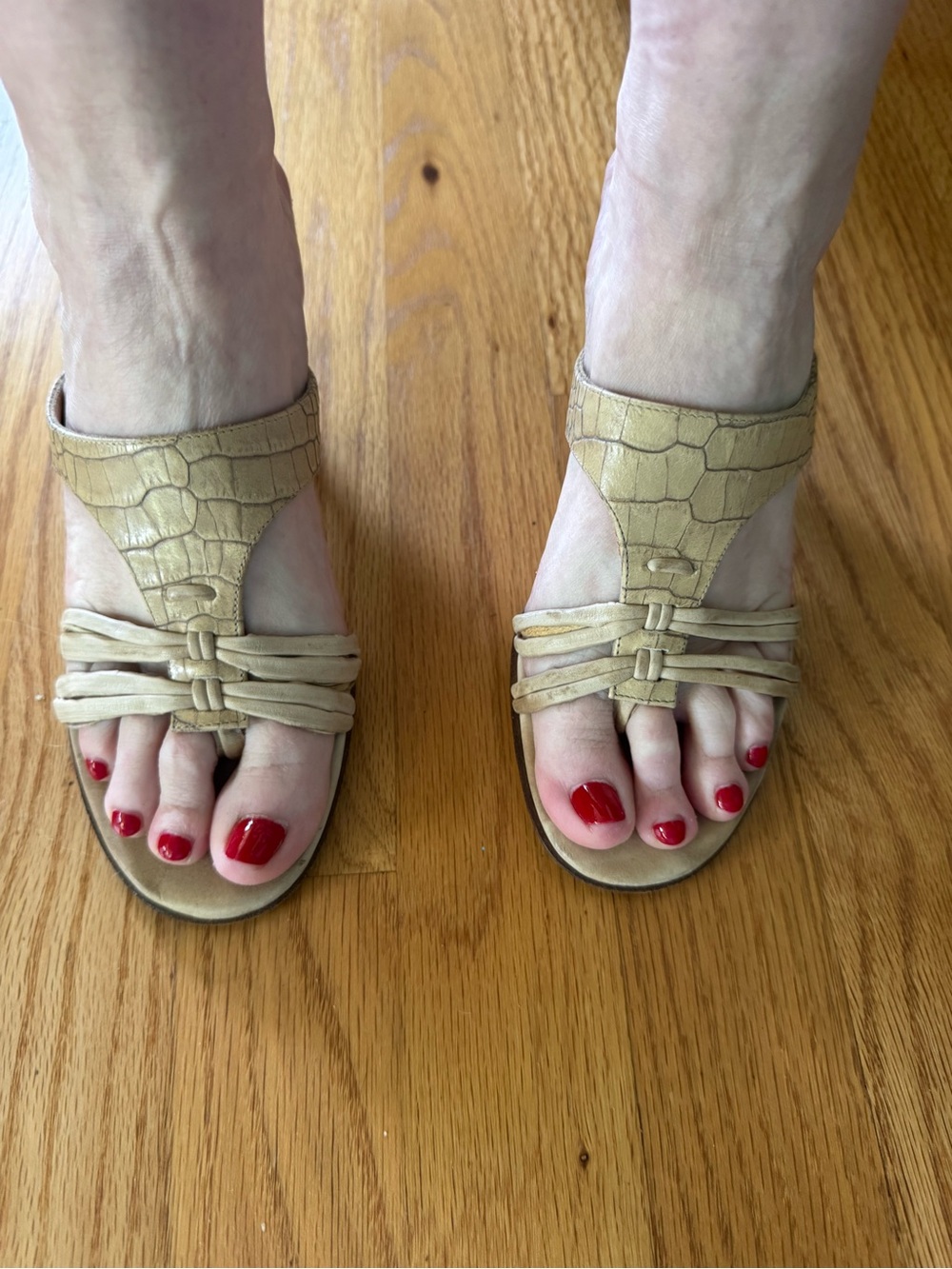Tommy Bahama Tan Leather Croc-Embossed Strappy Women’s Sandals